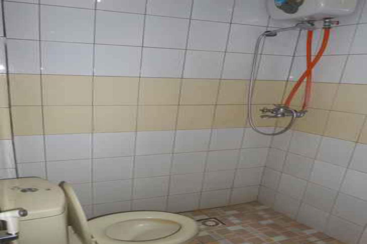Vaccinated Staff - Oyo 3523 Gong Corner Homestay Kuta  Exterior photo